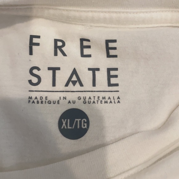 Never worn, super soft tee - Picture 2 of 2